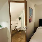 Apartment B005-charmant Au Coeur Du Suquet Cannes